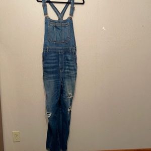 American Eagle overalls never worn